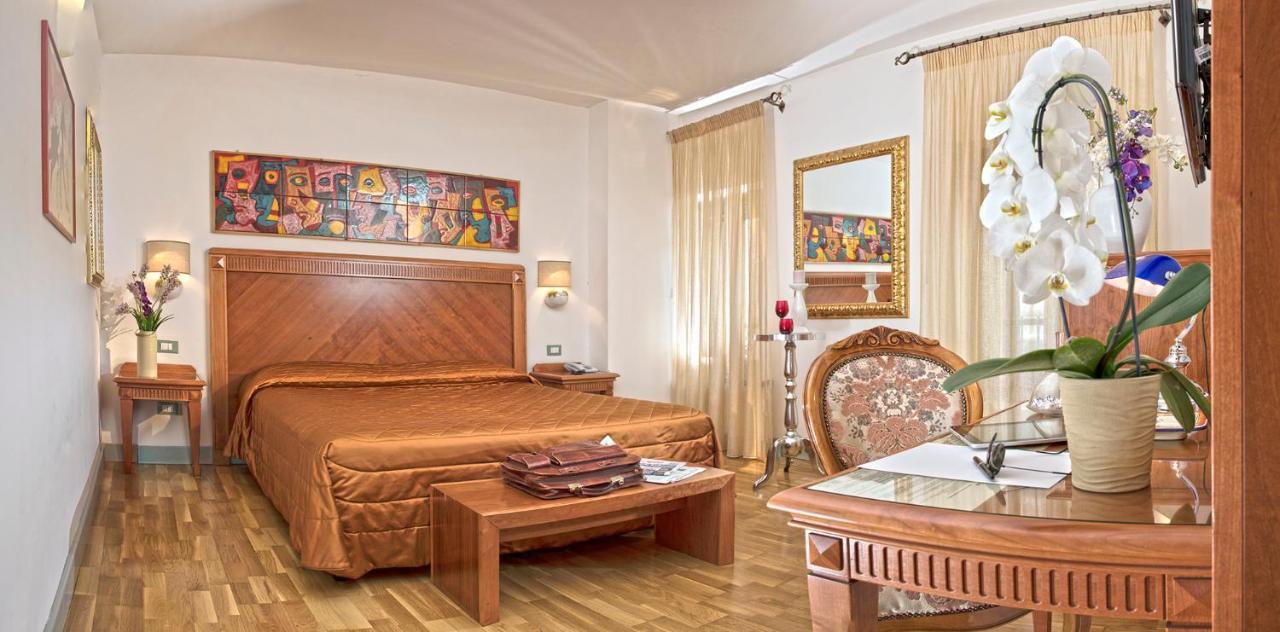 Boutique Hotel Al Grappolo D'Oro 토르지아노 외부 사진